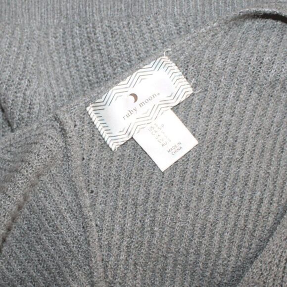 Ruby Moon Thin Knitted with V-Neck Back Sweater S - Picture 4 of 4